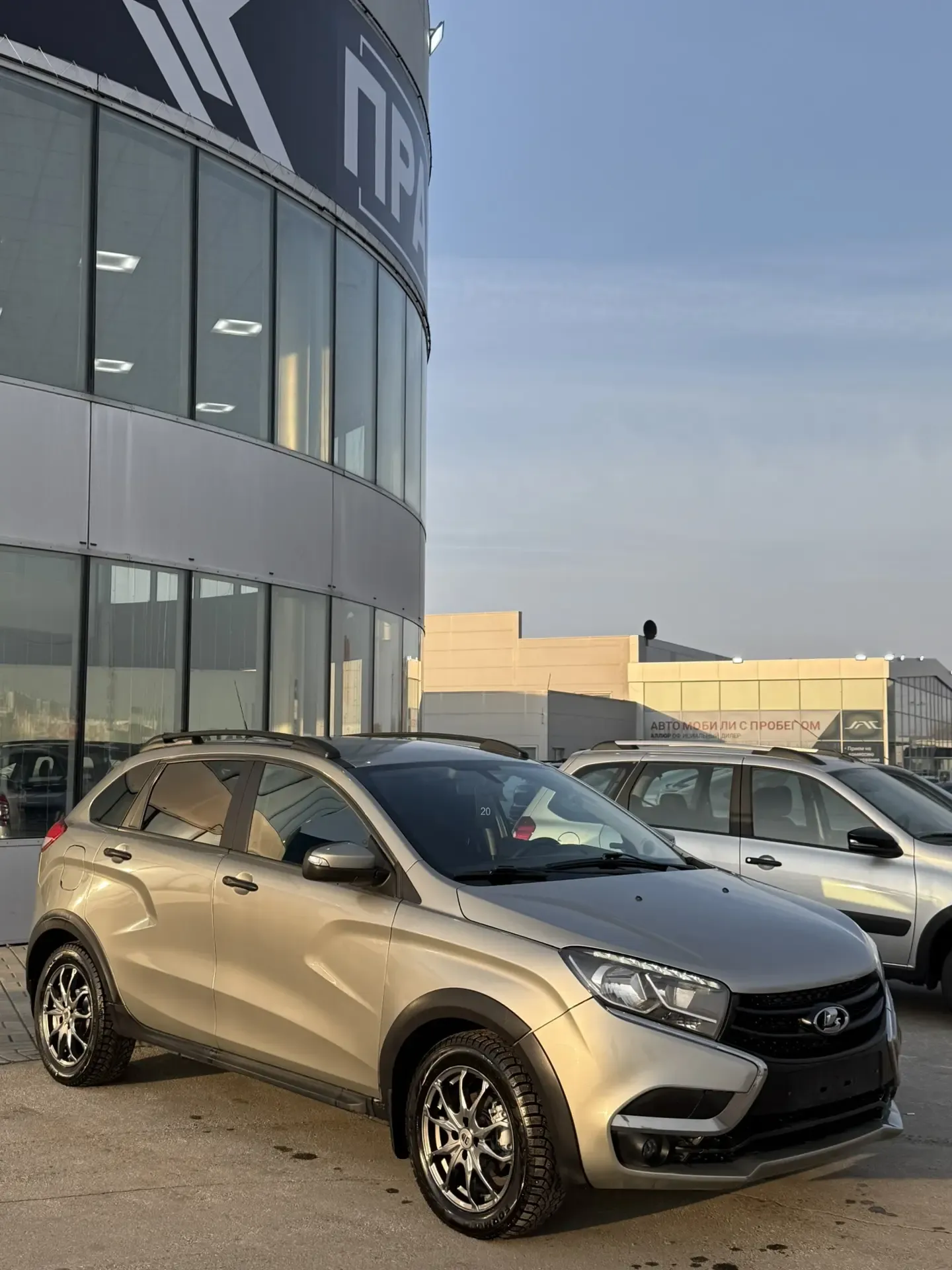 Lada Lada XRAY Cross